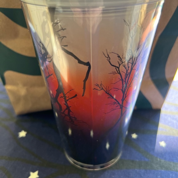 NWT Starbucks glow in the dark 2022 16ounce cold cup - Picture 4 of 6